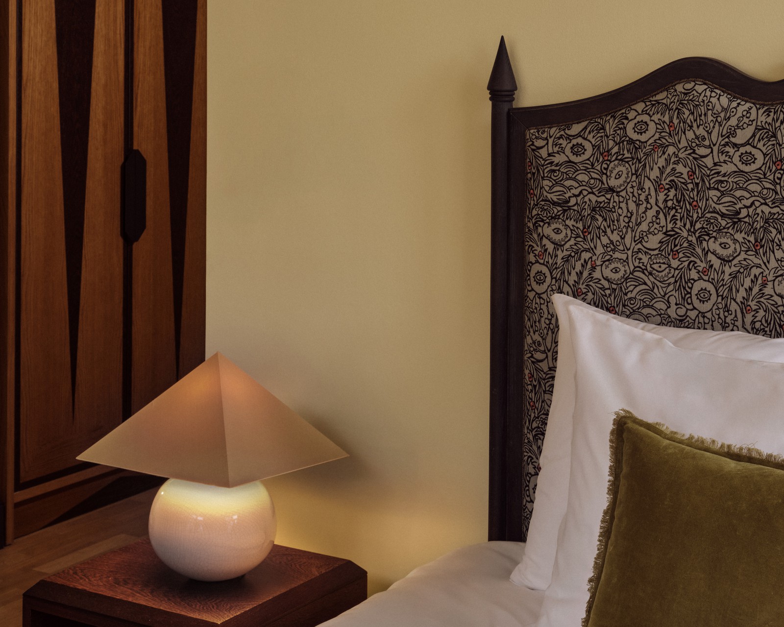 Prague hotels - Sir Prague detailed
