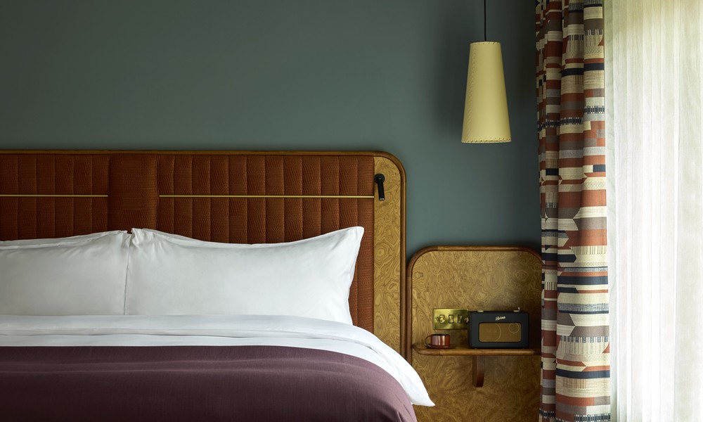 mm1147_Sir_Devonshire_0997_FINAL (1)