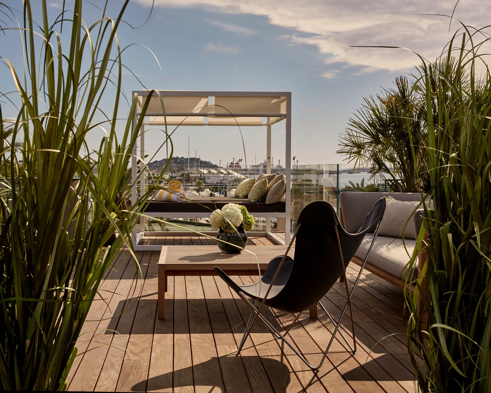 sir-joan-ibiza-room-penthouse.jpg