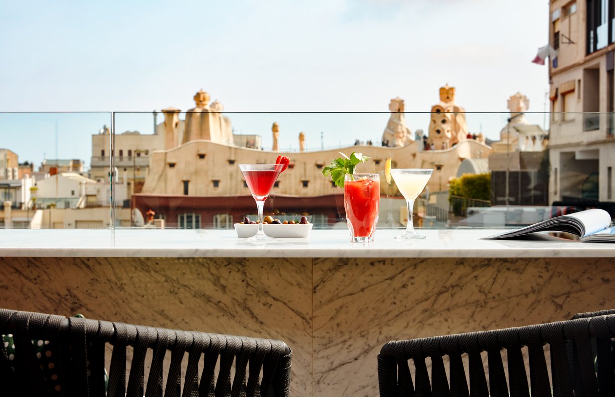 sir-victor-rooftop-2019(1).jpg